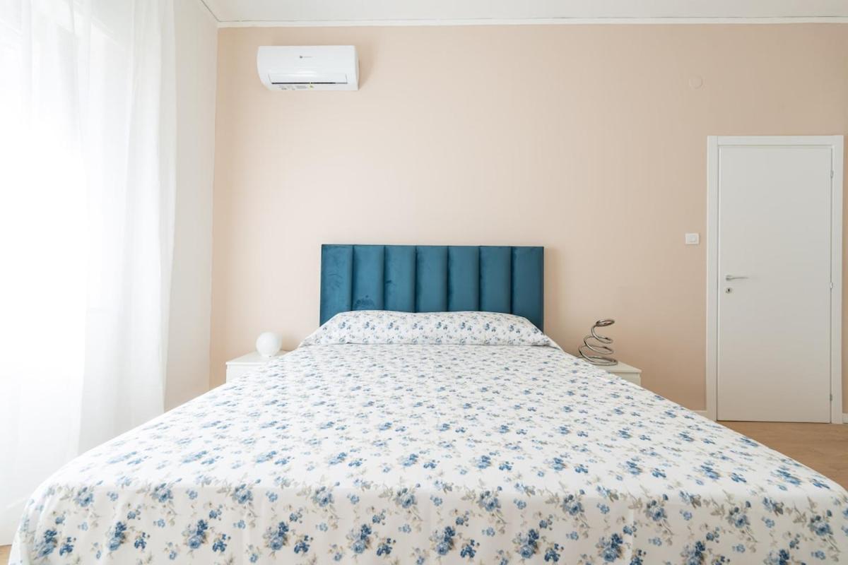 Stazione-aeroporto Appartement Naples